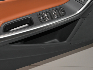 2018L 2.0T T5 S ǰT(ch)g