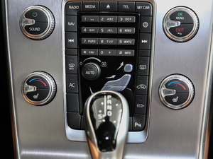 2018L 2.0T T4 h {(dio){(dio)(ji)