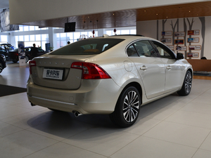 2018L 2.0T T4 hMȡ w^