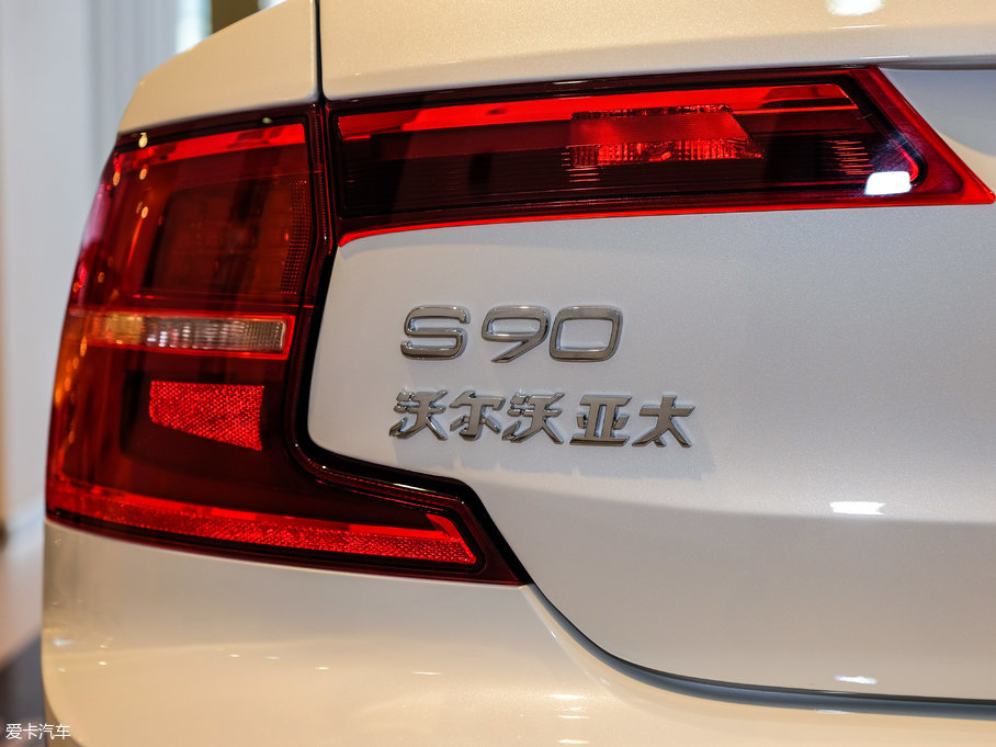 2018֠S90 T5 h
