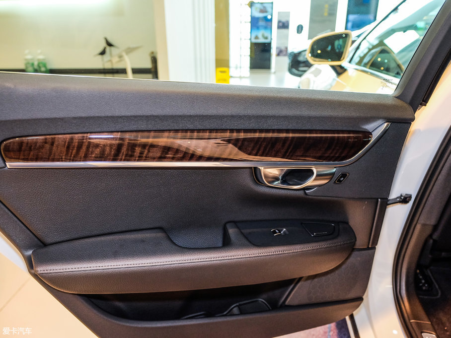 2018���֠���S90 T5 ���h��