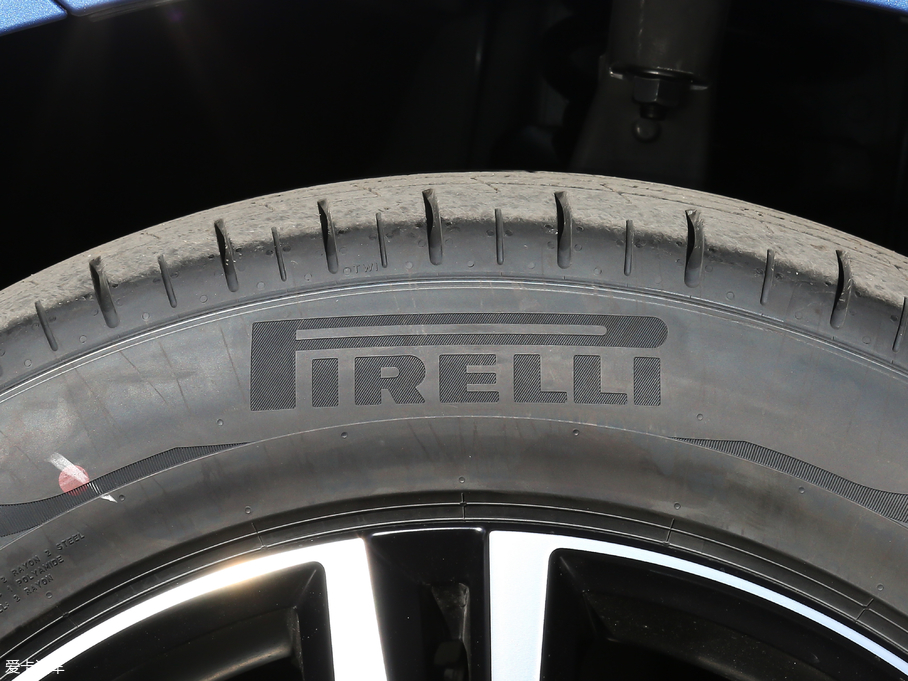 2018���֠���XC60 T5 ���(q��)�����\(y��n)��(d��ng)��