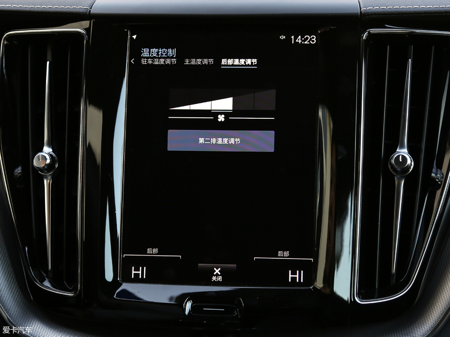 2018���֠���XC60 T5 ��������\�Ӱ�