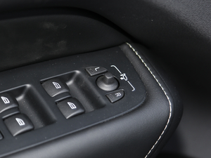 2018T5 (q)\(yn)(dng) g