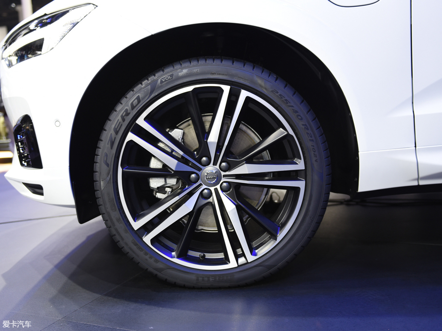 2018֠XC60Դ T8 E(q)A