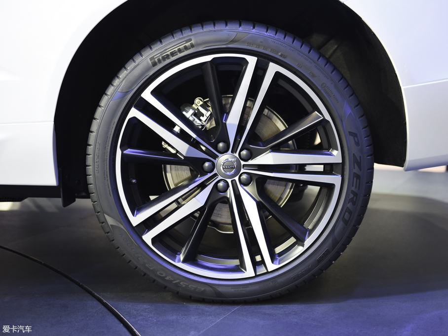 2018֠XC60Դ T8 E(q)A