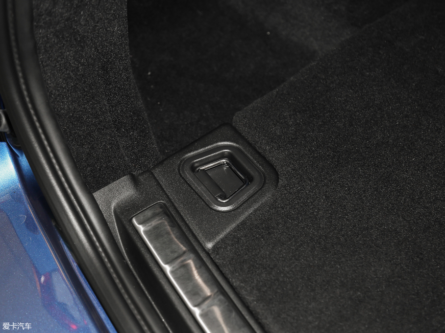 2018֠XC60Դ T8 E\Ӱ