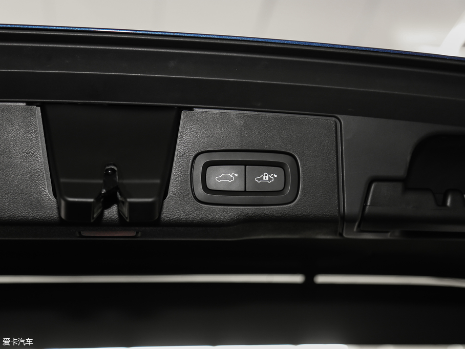 2018֠XC60Դ T8 E\Ӱ