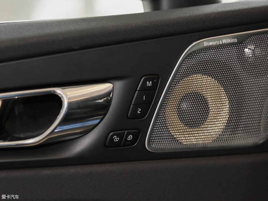 2018֠XC60Դ T8 E(q)\(yn)Ӱ