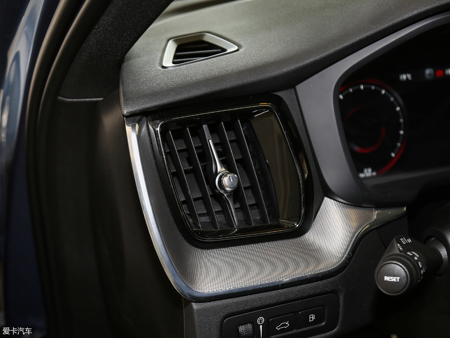 2018֠XC60Դ T8 E\Ӱ