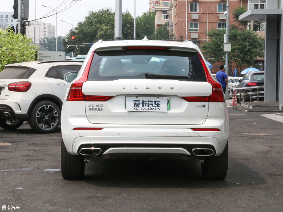 2018ֶXC60 RECHARGE T8 E춯˶