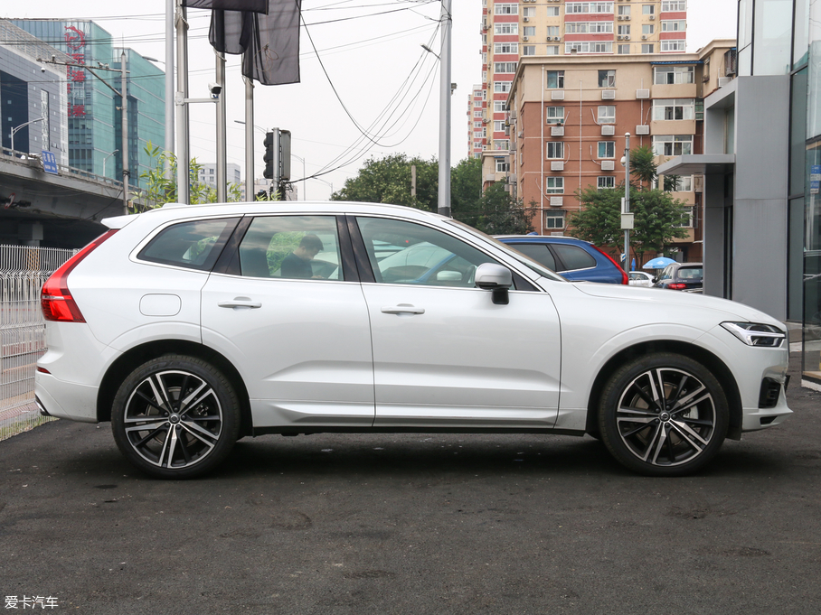 2018֠XC60Դ T8 E(q)(dng)\(yn)(dng)