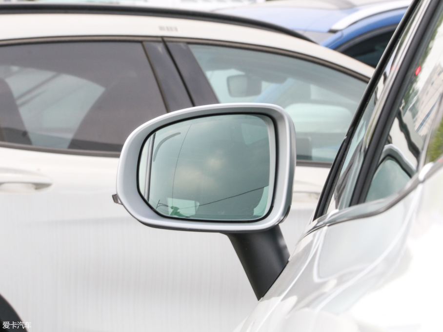 2018֠XC60Դ T8 E\Ӱ