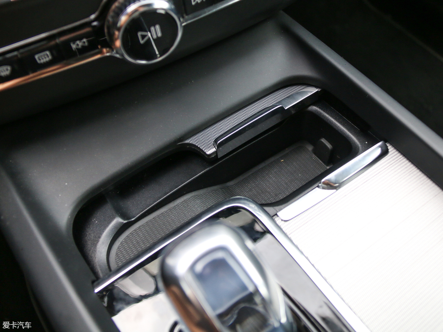 2018֠XC60Դ T8 E\Ӱ