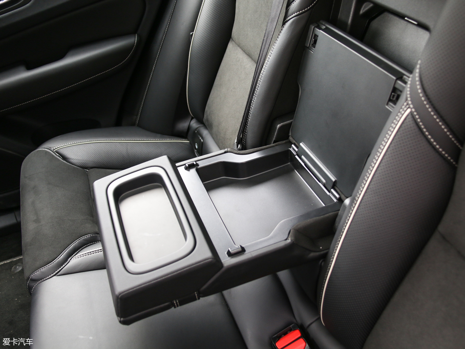 2018֠XC60Դ T8 E\Ӱ