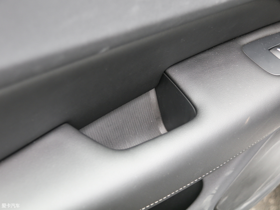 2018֠XC60Դ T8 E\Ӱ