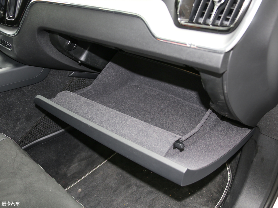 2018֠XC60Դ T8 E\Ӱ