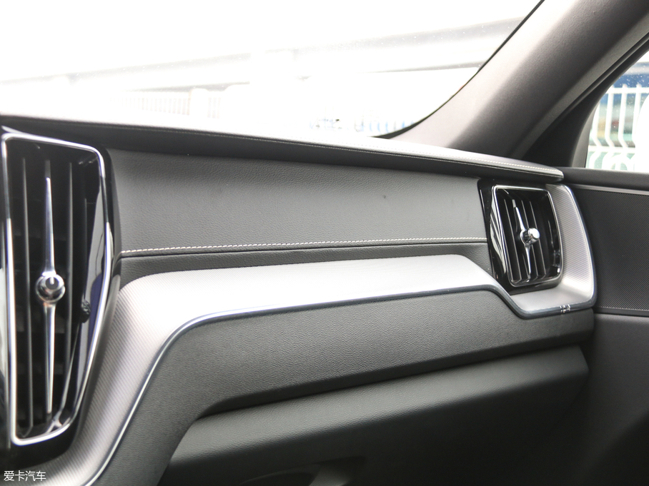 2018֠XC60Դ T8 E(q)\Ӱ