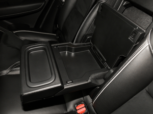 2018T8 E(q)(dng)\(yn)(dng) g