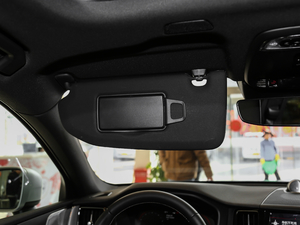 2018T8 E(q)\Ӱ ꖰ壨