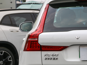 2018T8 E(q)\Ӱ (ji)^