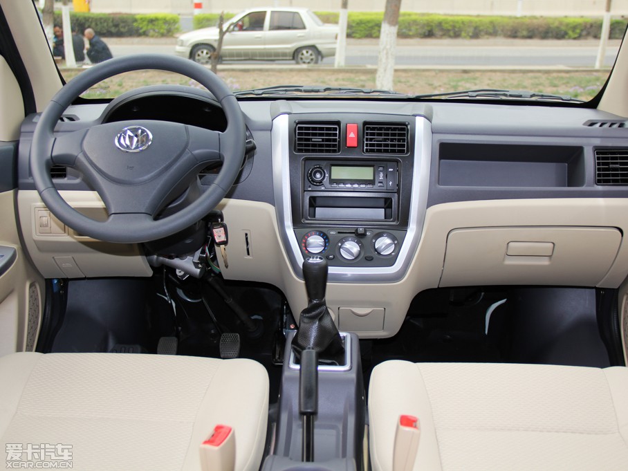 2014��vM70 1.2L �¸���