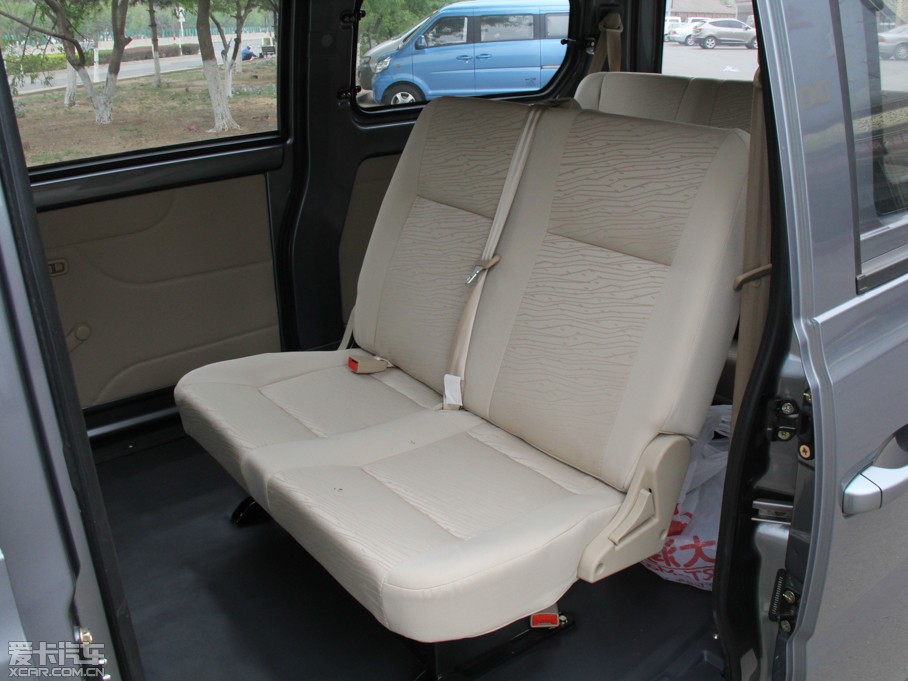 2014��vM70 1.2L �Mȡ��