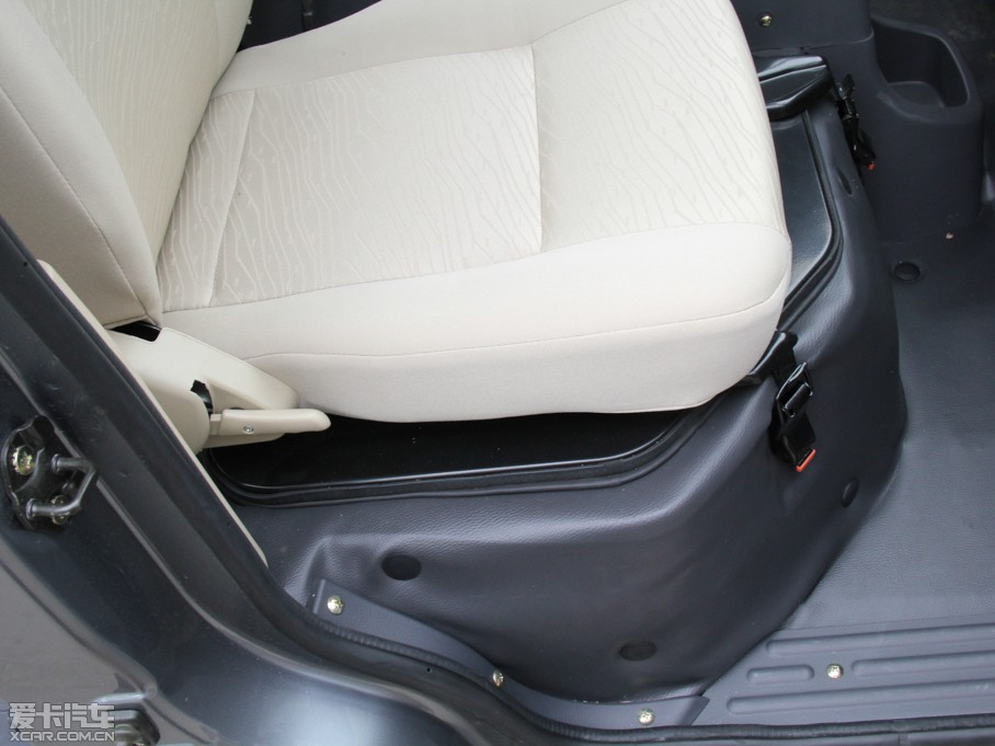 2014��vM70 1.2L �Mȡ��