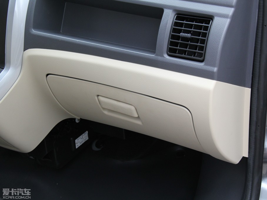 2014��vM70 1.2L �Mȡ��