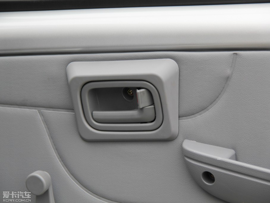 2014��vM70 1.2L ������