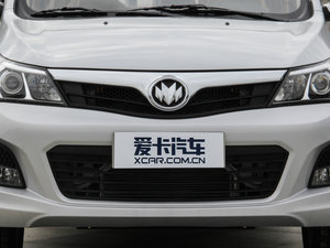 2015款1.5L 手动旗舰型 中网