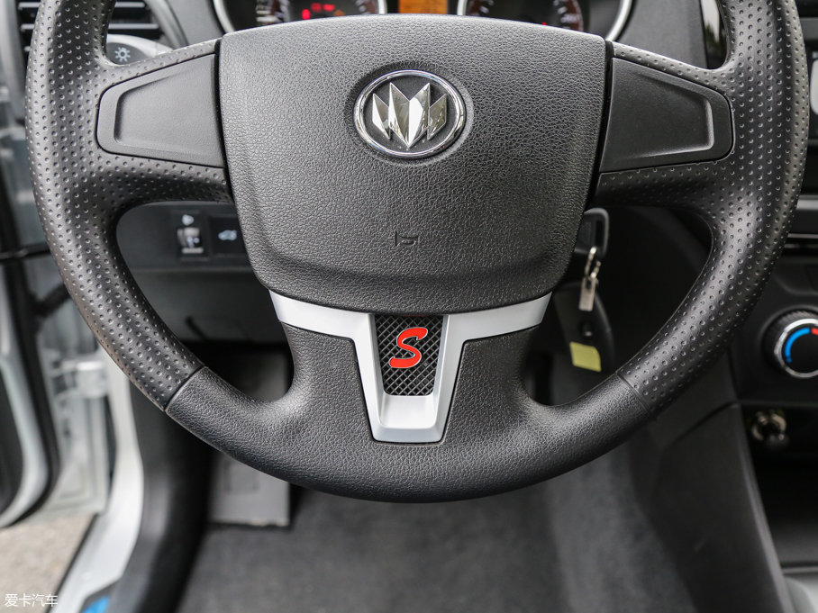 2017vV60 1.5L քm