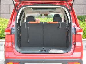 2018款1.3T CVT豪华型 行李厢空间