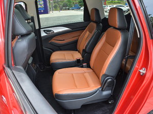 2018款1.3T CVT豪华型 后排座椅