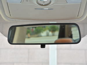 2018款1.3T CVT豪华型 车内后视镜