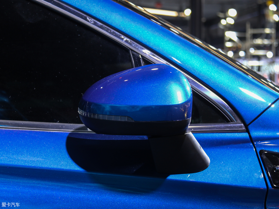 2018�����C60 ������