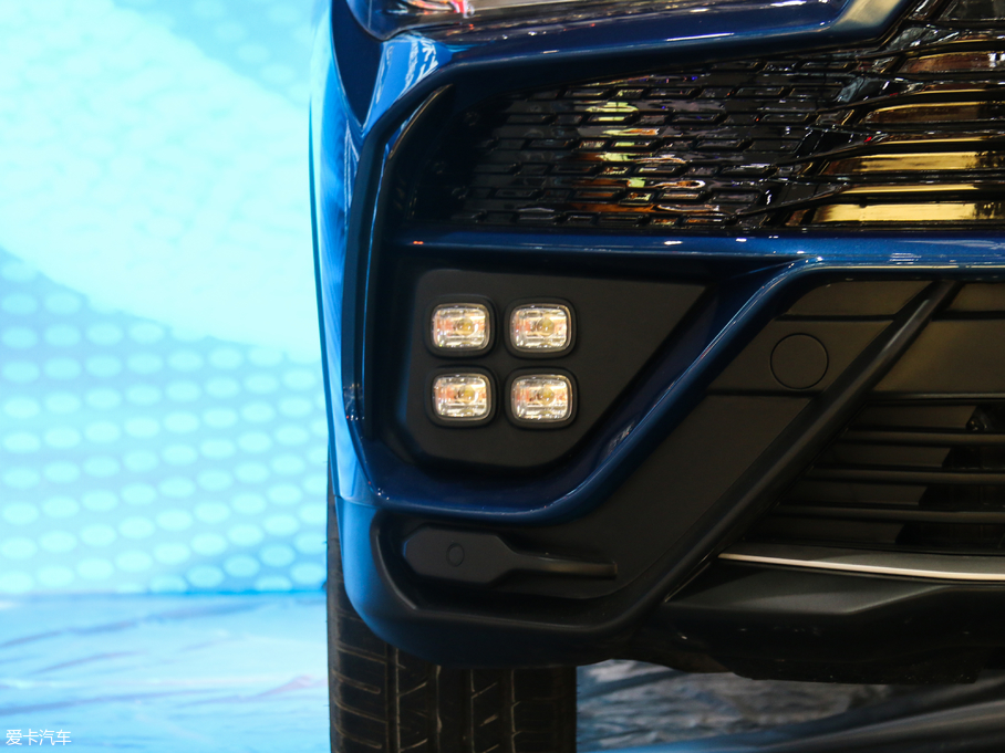 2018�����C60 ������