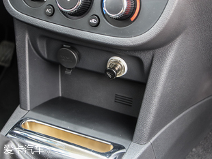 北汽幻速2014款幻速S2