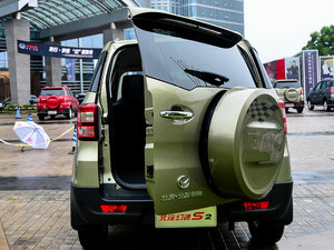 2014款1.5L 手动舒适版 国IV 空间座椅