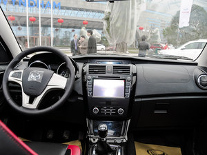 2015款基本型 中控区