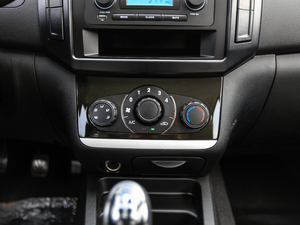2016款E 1.5L 手动经典型 空调调节