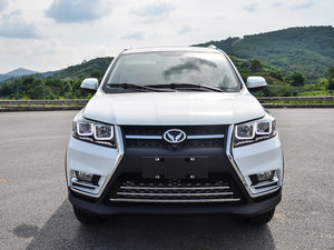 2016款1.5L 手动尊享型 正前