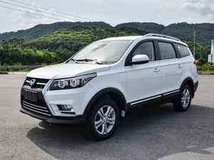 2016款1.5L 手动尊享型 左前45度