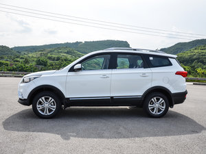 2016款1.5L 手动尊享型 正侧（左）