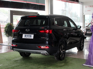 2018款1.5T 自动尊贵型 整体外观