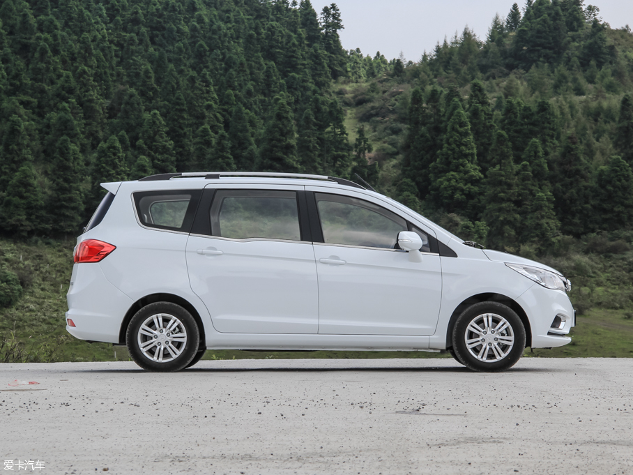 2015Ӣ737 1.5L քӺA(do)