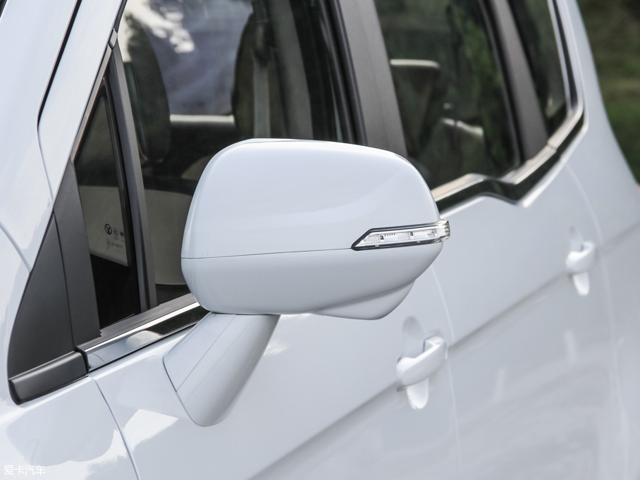 2015Ӣ737 1.5L ք(dng)A(do)