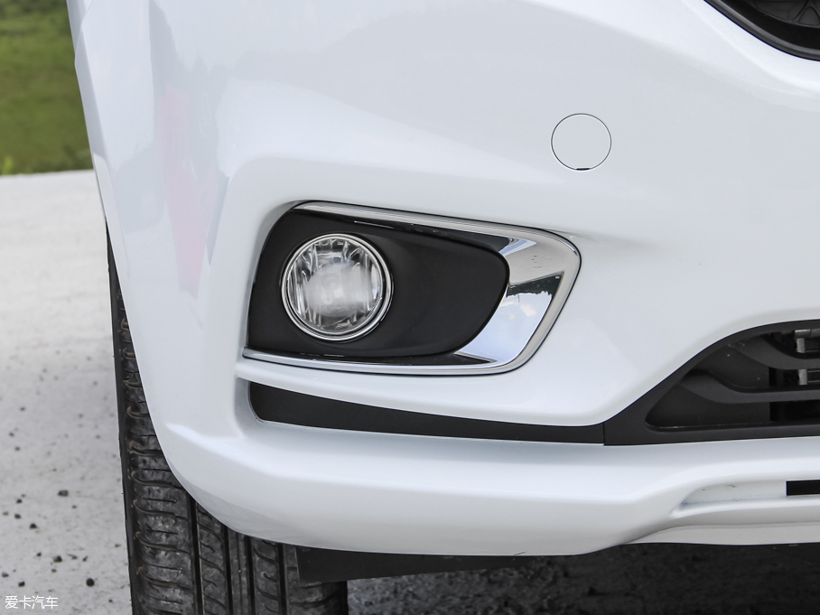 2015Ӣ737 1.5L քӺA