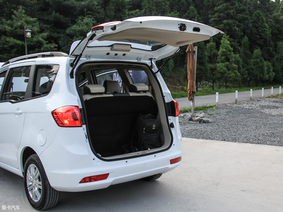 2015Ӣ737 1.5L քӺA