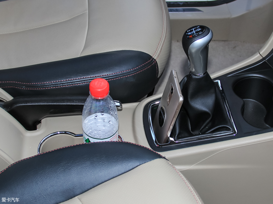 2015Ӣ737 1.5L քӺA